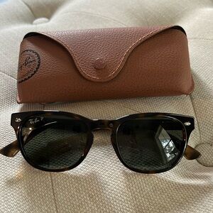 Ray-Ban  Sunglasses